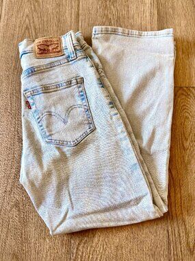 Levi's Light Wash Denim High Waisted Crop Flare Jeans 24